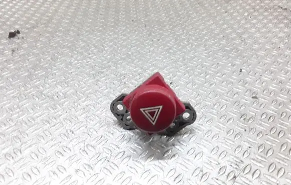 Subaru Legacy Hazard light switch