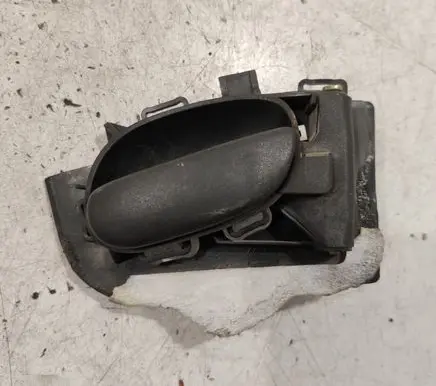 Peugeot 206 Front door interior handle 9623698077