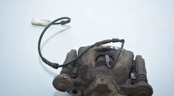 BMW 1 E81 E87 Front brake caliper