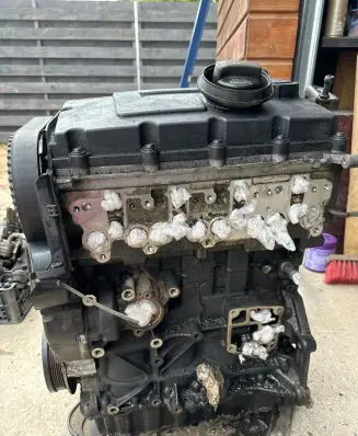 Volkswagen Touran I Engine 038021CE BKD