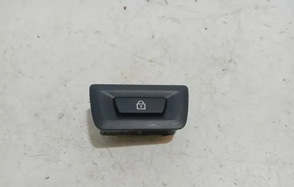 BMW 6 F06 Gran coupe Tailgate opening switch 9275120 VMERC47