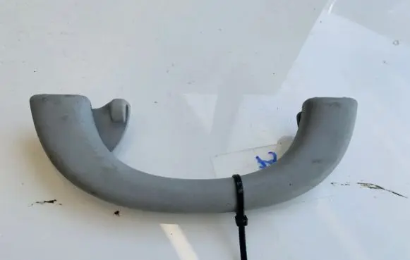 Mercedes-Benz E W211 Rear interior roof grab handle a21181000151