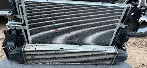 Volvo V60 Radiator set 31368361 31338475