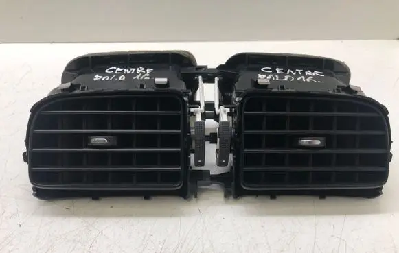 Dash center air vent grill