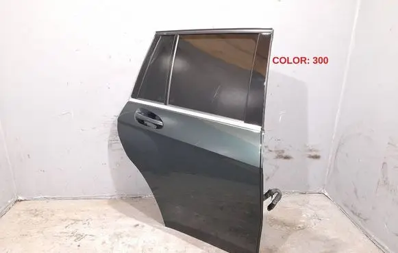 Mercedes-Benz GLK (X204) Rear door 2047321010 2047301005