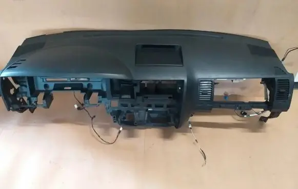 Toyota Tundra II Dashboard