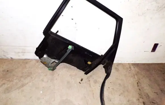 Audi A6 S6 C4 4A Rear door window/glass frame 4A0839397D