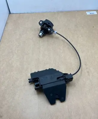 Tailgate/trunk/boot lock/catch/latch