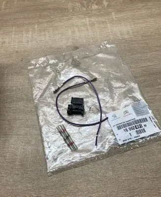 Citroen C4 II Plug wire 1606249180