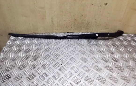Subaru Outback Front wiper blade arm