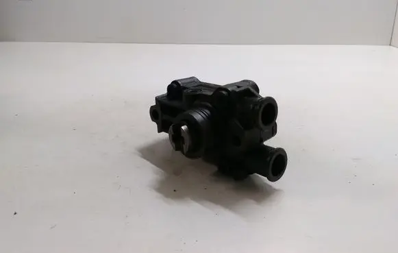 Mercedes-Benz C W203 Fuel injection high pressure pump A6110900350