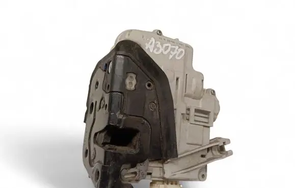 Audi A6 S6 C6 4F Coupe door lock (next to the handle) 4F1837015