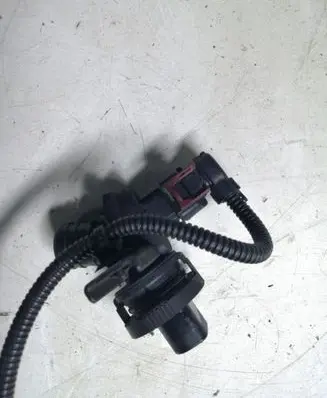 Opel Insignia A Breather valve 55568910