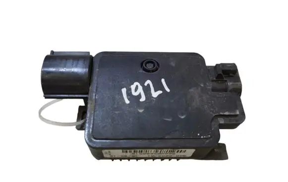 Coolant fan relay
