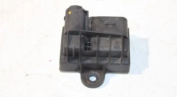 Glow plug pre-heat relay