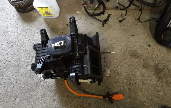 Dacia Spring Air flap motor/actuator 272709257R