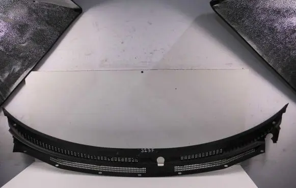 Mazda 323 Wiper trim BJ0J50791