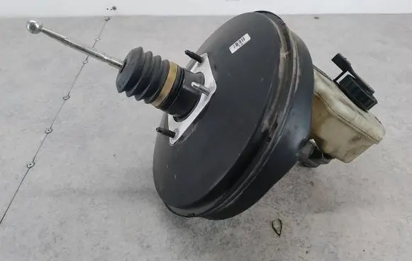 Skoda Octavia Mk2 (1Z) Brake booster 1K1614105DD