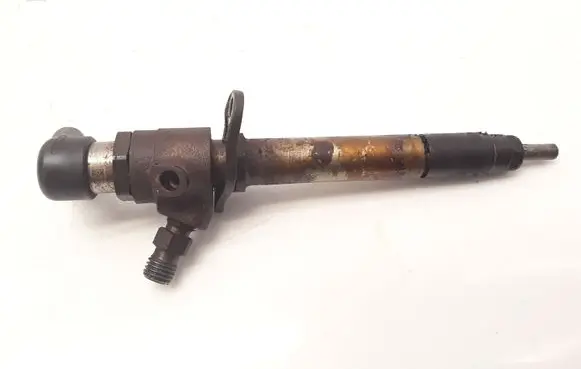 Jaguar XJ X350 Fuel injector 5U3Q9K546AA 5U3Q9K546