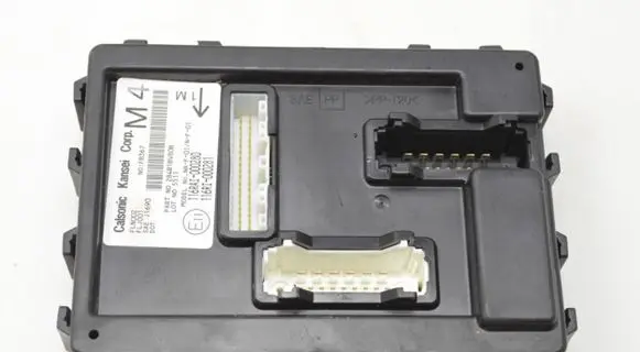 Nissan Juke I F15 Comfort/convenience module 284B1BV80B