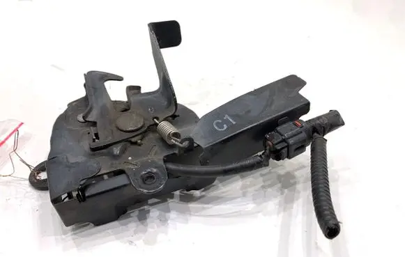 Toyota Camry VIII XV70 Engine bonnet/hood lock/catch