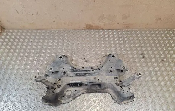 Peugeot 3008 II Front subframe 