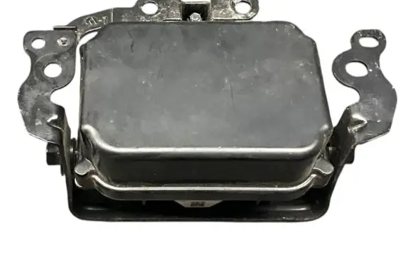 Toyota RAV 4 (XA20) Distronic sensor radar 2300007460 8821047090 10R048641