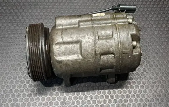 Volkswagen Sharan Air conditioning (A/C) compressor (pump) 7M3820803