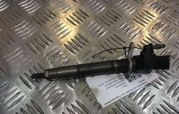 Volvo XC60 Fuel injector 31303238 0445116046