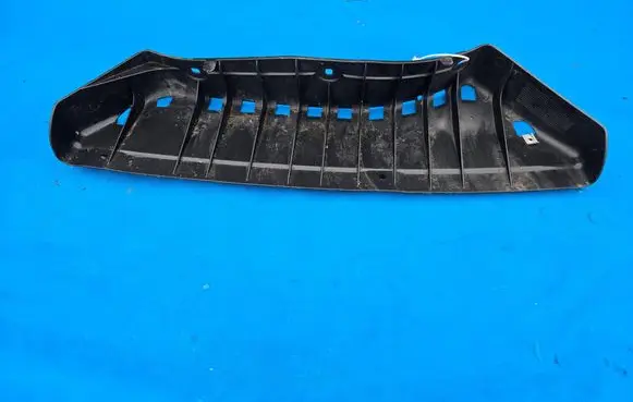 BMW 6 E63 E64 Rear bumper mounting bracket 7056388