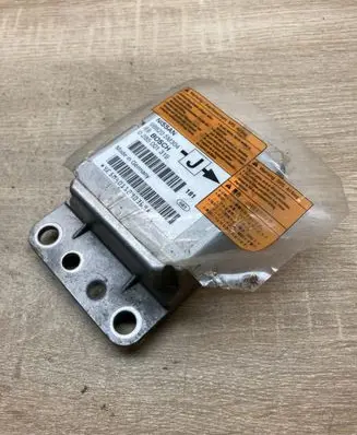 Nissan Almera N16 Airbag control unit/module 988205M304 0285001319