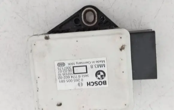BMW 5 E60 E61 ESP acceleration yaw rate sensor 0265005681 6774602-02