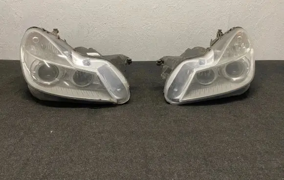 Mercedes-Benz SL R230 Headlights/headlamps set A2308209061