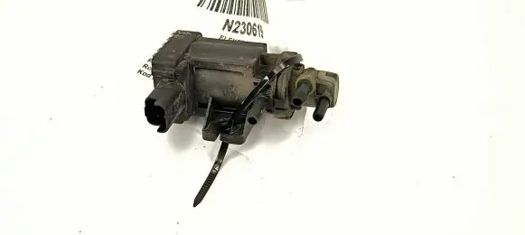 Peugeot 5008 II Turbo solenoid valve 9674084680