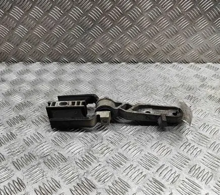 Volvo S90, V90 Engine mount bracket 31359890