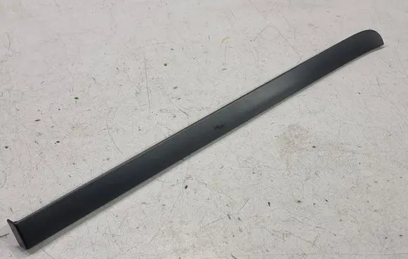 Volkswagen Touran I Dashboard glove box trim 1T1858415