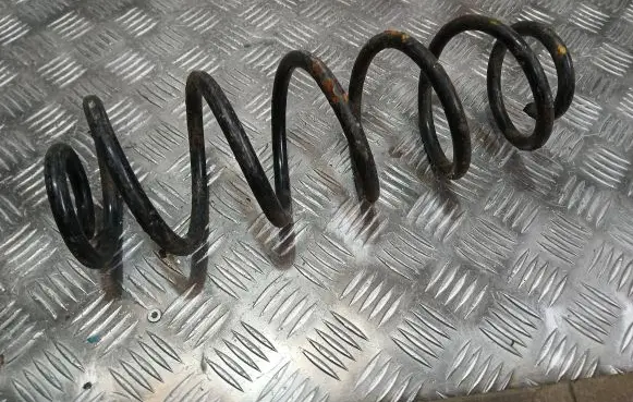 Audi A4 S4 B8 8K Rear coil spring