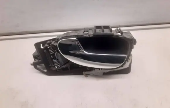 Peugeot 307 Rear door interior handle trim 9643604577