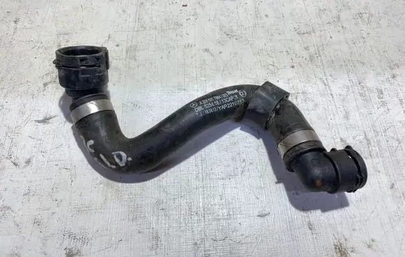 Mercedes-Benz C W205 Engine coolant pipe/hose A2055017984