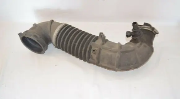 Volvo S40, V40 Intercooler hose/pipe 30617117