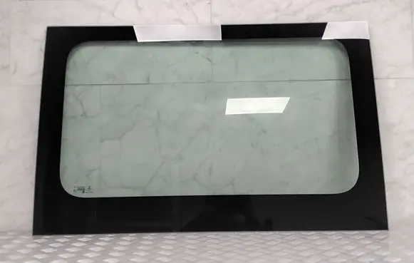 Renault Master III Rear side window