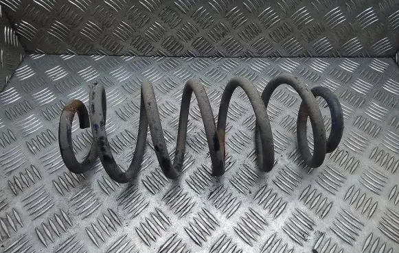 Toyota Verso Rear coil spring