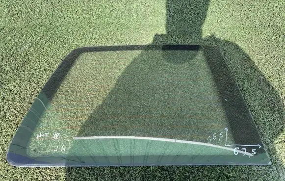 Volkswagen Transporter - Caravelle T4 Rear side window 43R001476