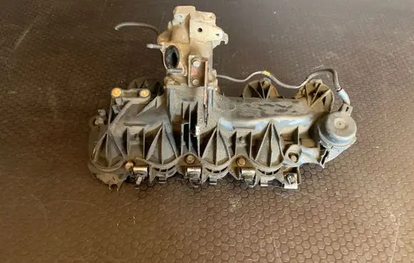 Peugeot 4007 Intake manifold 9659449480 9662010880