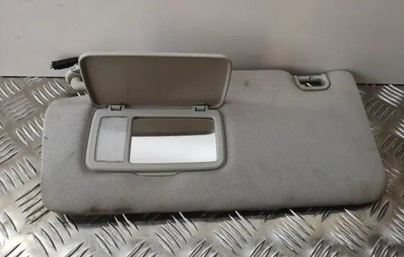 Subaru Outback Sun visor
