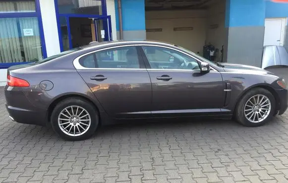Jaguar XF X250 Fender 82316134