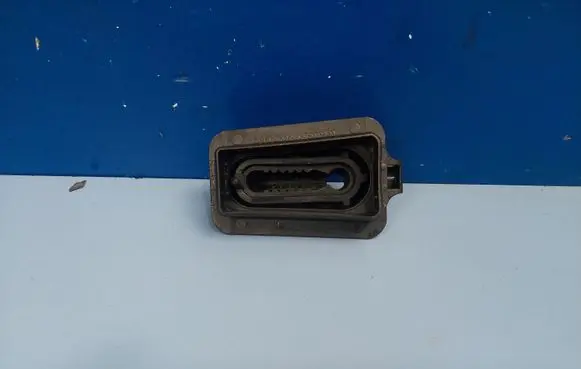 Toyota Proace Radiator mount bracket SU001A3589 9673630480