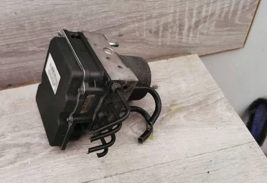 Audi A4 S4 B7 8E 8H ABS Pump 8E0910517H 8E0614517BF