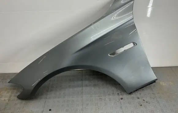 BMW 5 F10 F11 Fender