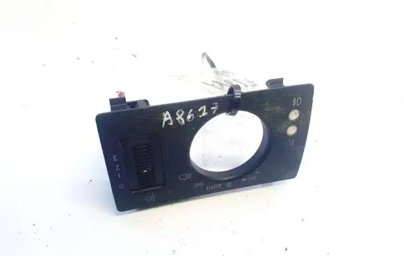 Headlight level height control switch